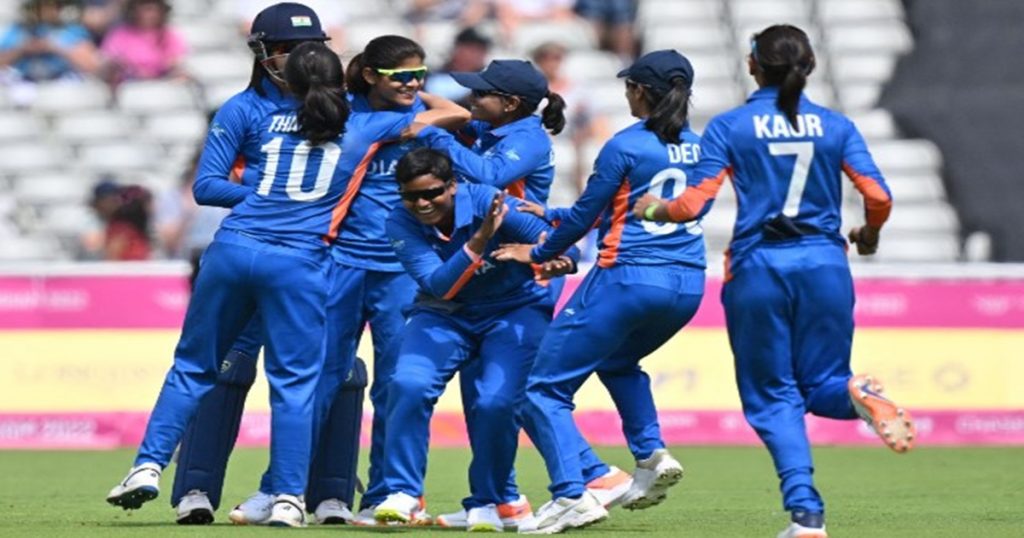 India beat Pakistan by 8 wickets: Smriti Mandhana plays a brilliant knock of 63