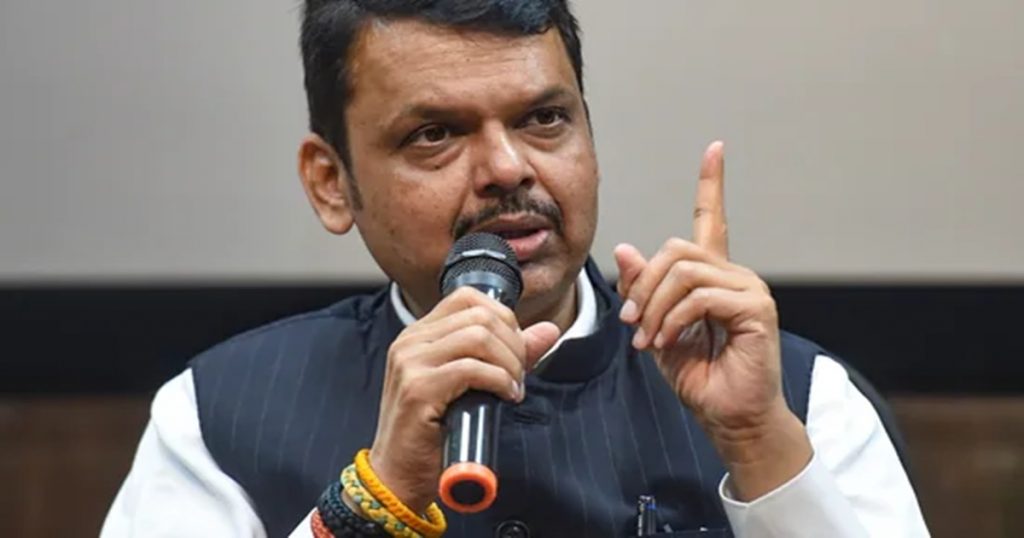 "Don't start a new controversy, I just...", Fadnavis explained the reason for coming to Pune today.