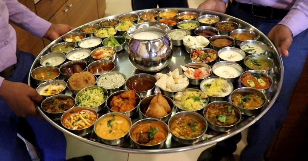 Special offer on the occasion of Modi's birthday, 8.5 lakhs will be awarded to the person who eats 56 inch plate