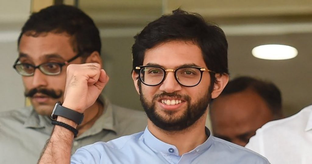 'Shivsena tum agae badho, hum tumhare...', Aditya Thackeray's face got a smile after hearing the toddler's announcement.